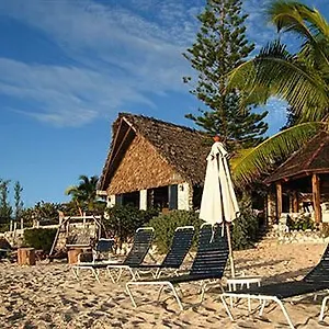 Fernandez Bay Village Hotel